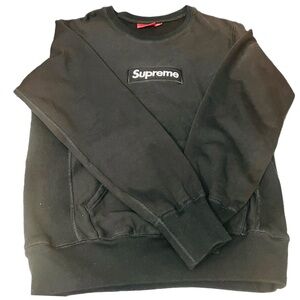Supreme Men's Black Crewneck Sweater